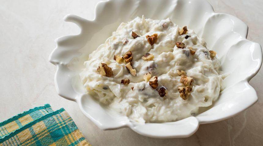 Usta şeflerden enfes öneri: Tavuklu kereviz salatası