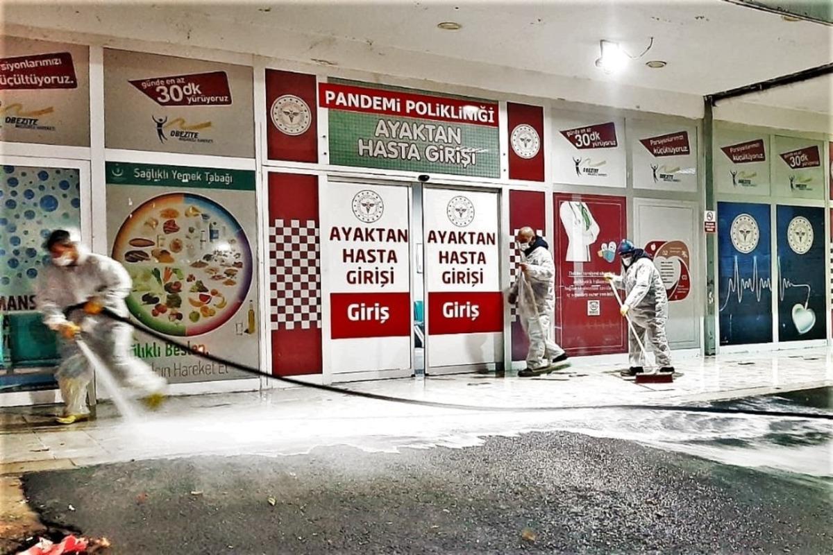 Şehrin d&ouml;rt bir yanı dezenfekte ediliyor