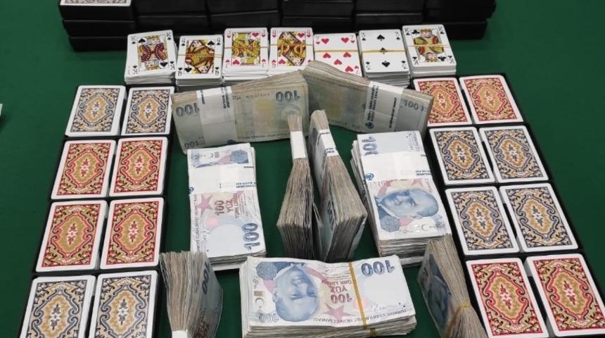 Kısıtlamada kumar oynamak i&ccedil;in yaptıkları pes dedirtti