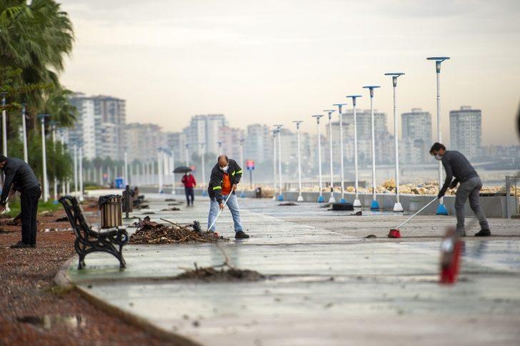 Mersin’de yoğun yağışın izleri siliniyor G1