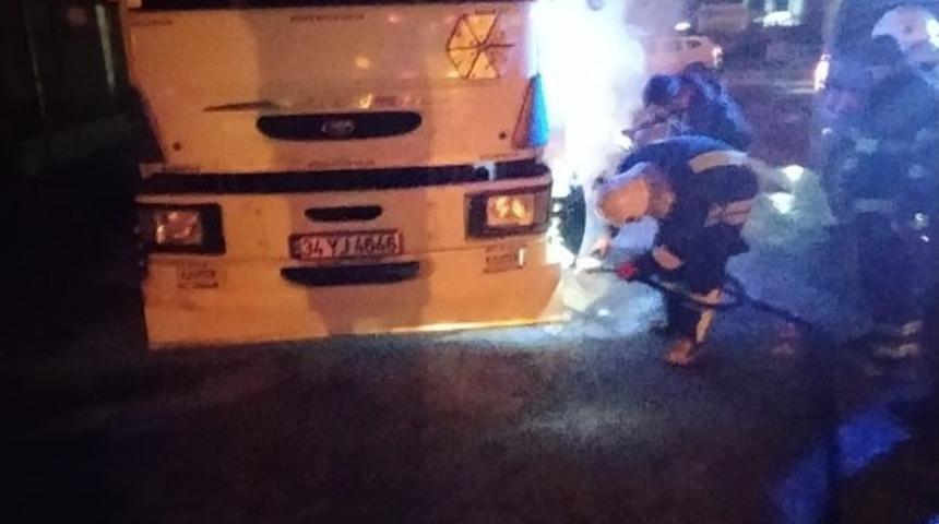 Kırklareli’de seyir halindeki kamyon yandı