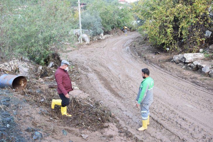 Yağışın vurduğu Kumluca’da yaralar sarılıyor G3