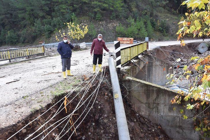 Yağışın vurduğu Kumluca’da yaralar sarılıyor G5