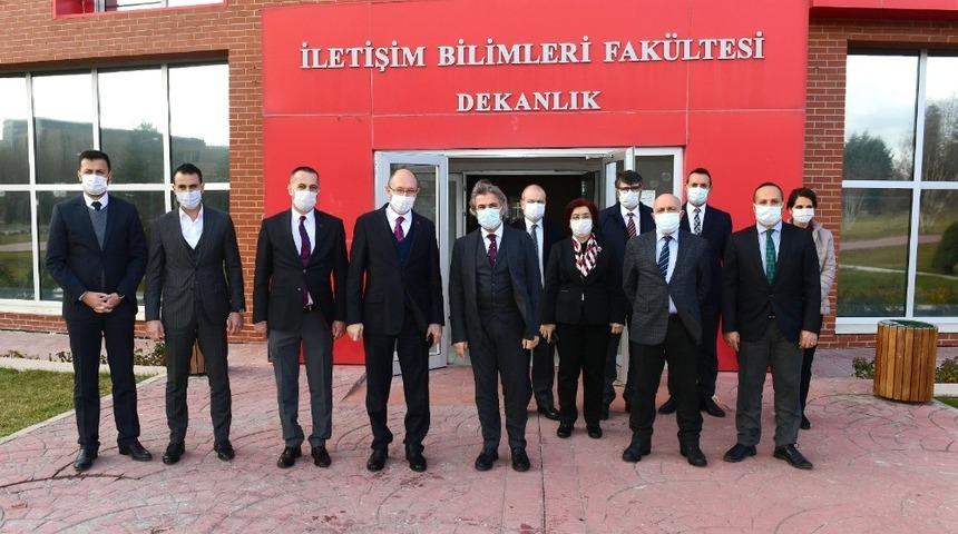 Bakan Yardımcısı Demircan, Rekt&ouml;r Erdal&rsquo;ı ziyaret etti