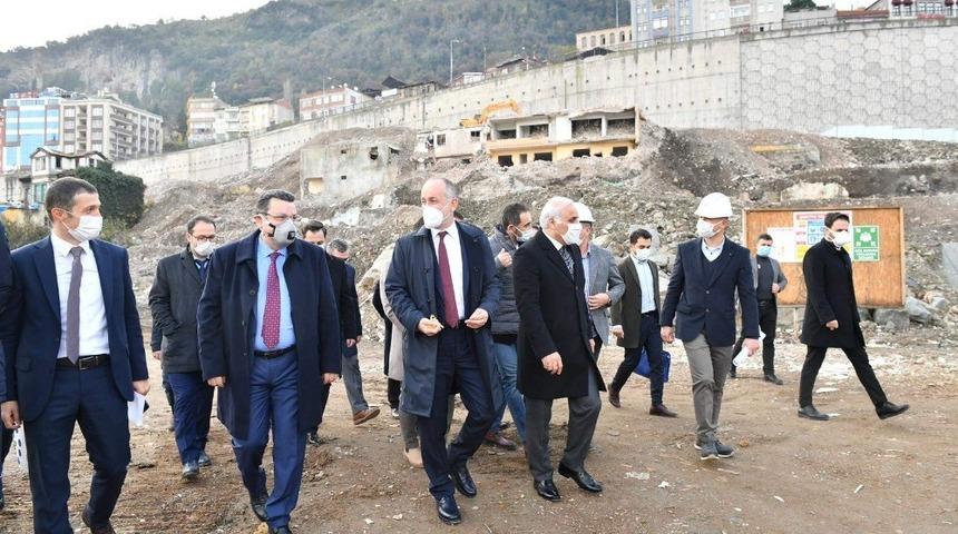 Gen&ccedil;: &ldquo;TOKİ&rsquo;nin Trabzon&rsquo;a &ccedil;ok ciddi katkıları oldu&rdquo;