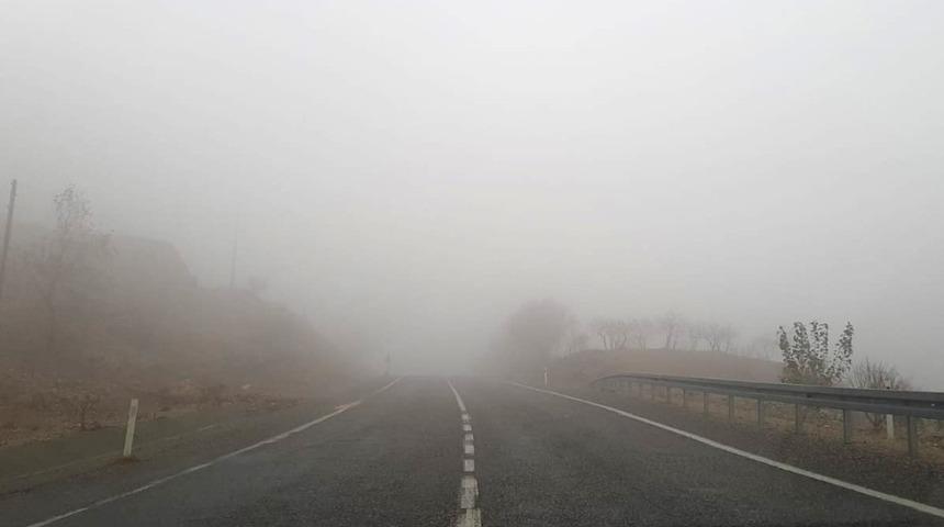 Tut il&ccedil;esini sis kapladı