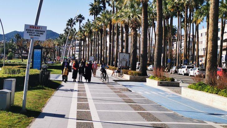 Marmarisliler güneşli havanın tadını çıkardı G4