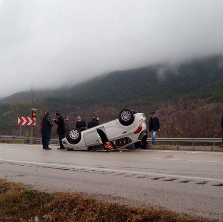 Cenaze yolunda kaza: 2 yaralı G2