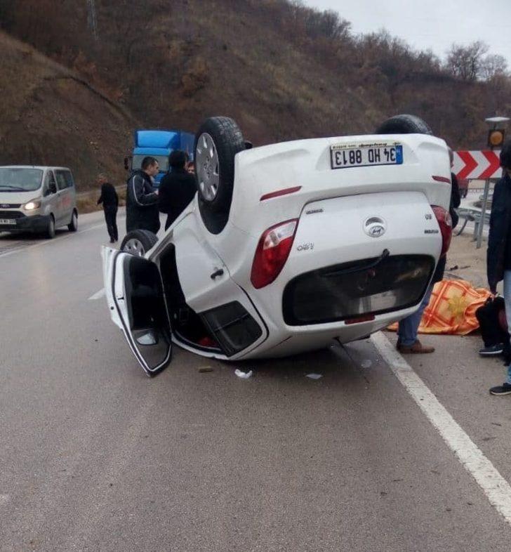 Cenaze yolunda kaza: 2 yaralı G4