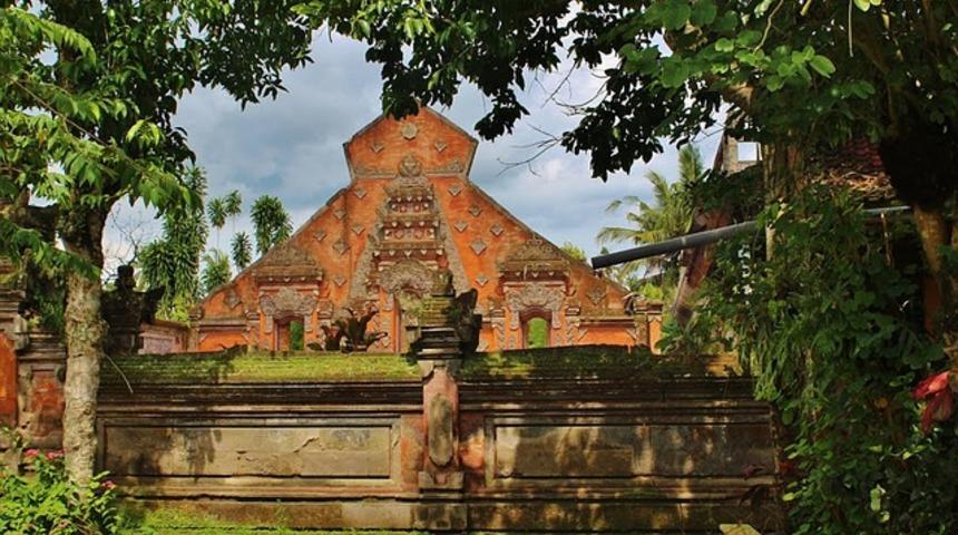 Bali nerede, nasıl bir ülke? Nüfusu kaç; parası, dini, dili, başkenti nedir?