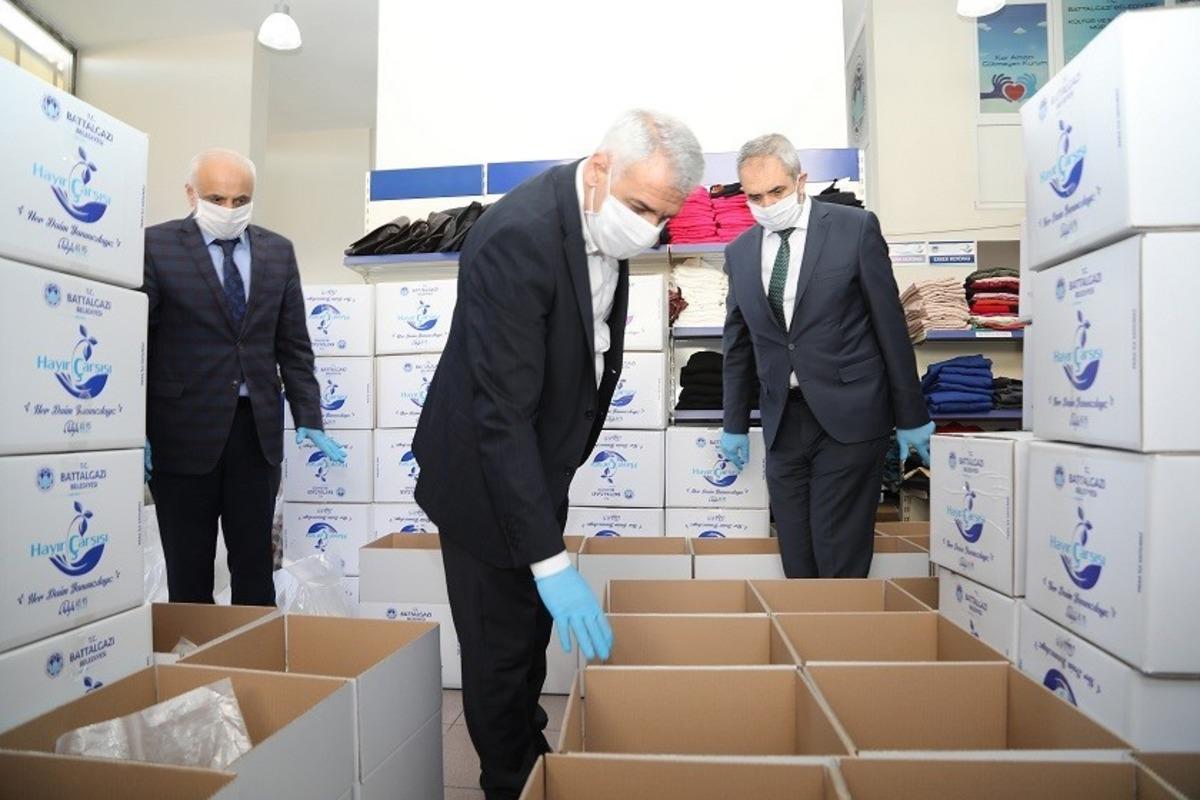 Battalgazi Belediyesi&rsquo;nin Covid-19 m&uuml;cadelesi &ouml;rnek oldu