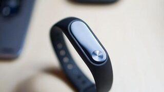 Böylesi olur mu: Google ekransız akıllı bileklik üretebilir!