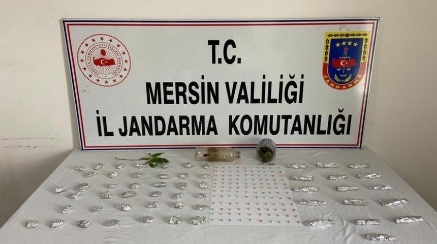 Mersin&rsquo;de bir kişi &ccedil;ok miktarda uyuşturucu ile yakalandı