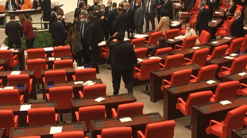 Meclis'te gerginlik! 'Bu faşizan yaklaşımı kabul etmemiz mümkün değil'