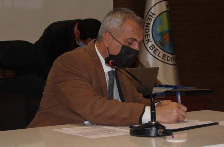 Hendek’te 13 tarla açık arttırma usulü satışa sunuldu G2