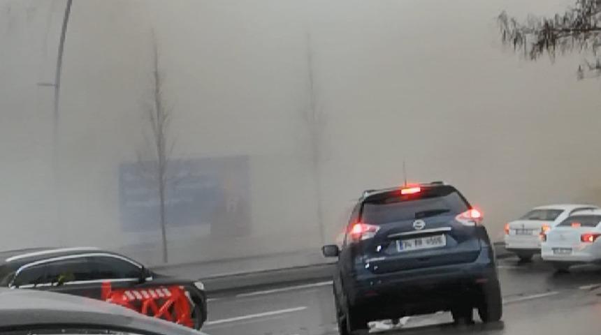 İstanbul'da bina yıkımı sırasında &ouml;nlem alınmaması vatandaşı isyan ettirdi