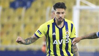Fenerbahçe'de şok üstüne şok! Şimdi de Arjantinli Jose Sosa...