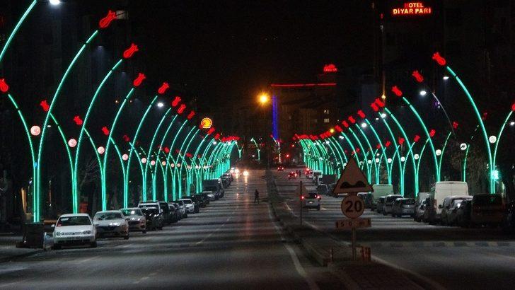 Muş’ta cadde ve sokaklarda sessizlik hakim G1