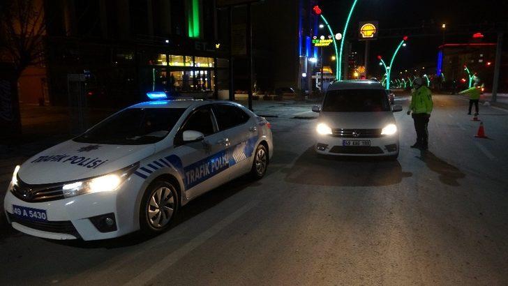 Muş’ta cadde ve sokaklarda sessizlik hakim G2