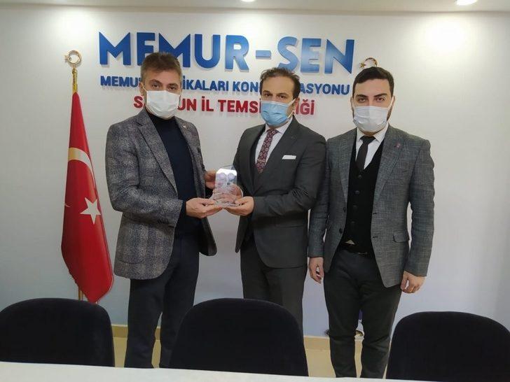 Genç Memur-Sen Samsun Temsilciliği’nde bayrak değişimi G3