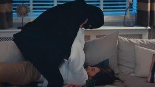 Sadakatsiz 11. yeni bölüm fragmanı yayınlandı! Sadakatsiz'de Asya evinde saldırıya uğruyor! Asya'ya Volkan mı saldırdı?