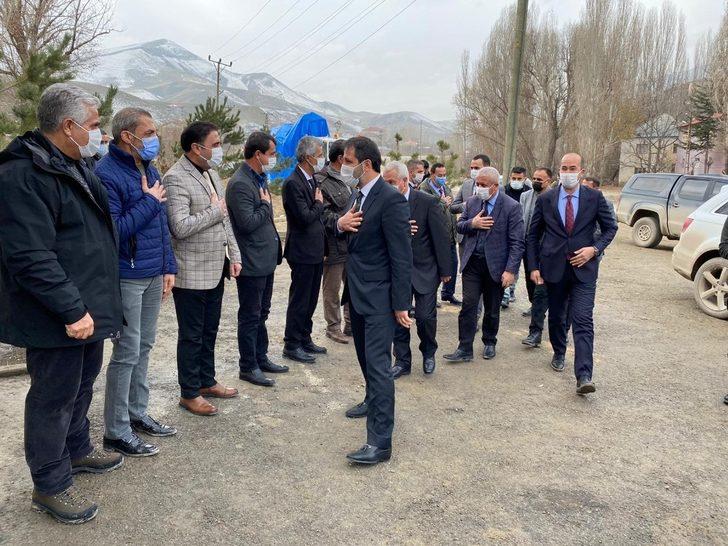 AK Parti heyeti İran sınırında G3