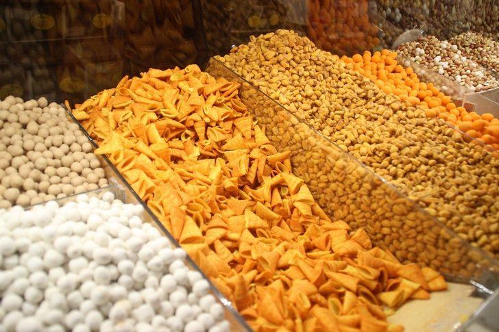 Kayserililer yılbaşında kuruyemişi zamsız yiyecek G2