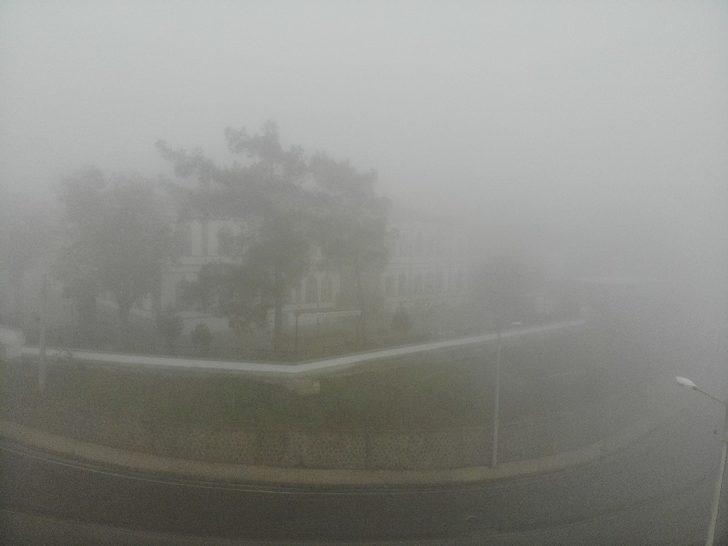 Tarihi kent sise teslim oldu, uçak seferlerinde aksamalar yaşandı G2