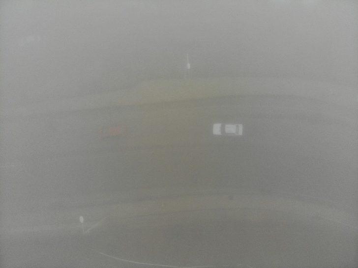 Tarihi kent sise teslim oldu, uçak seferlerinde aksamalar yaşandı G4