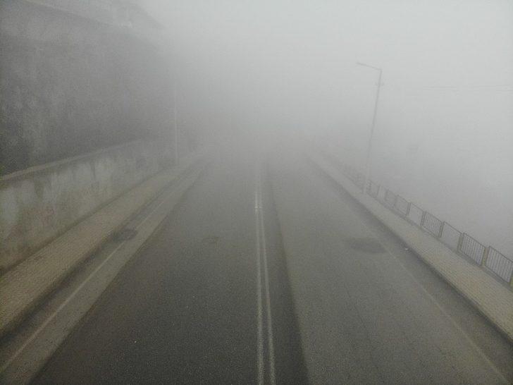 Tarihi kent sise teslim oldu, uçak seferlerinde aksamalar yaşandı G5