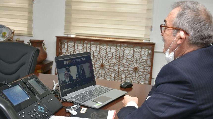 İl Müdürü Akyol, öğretmenlerle telekonferans yoluyla görüştü