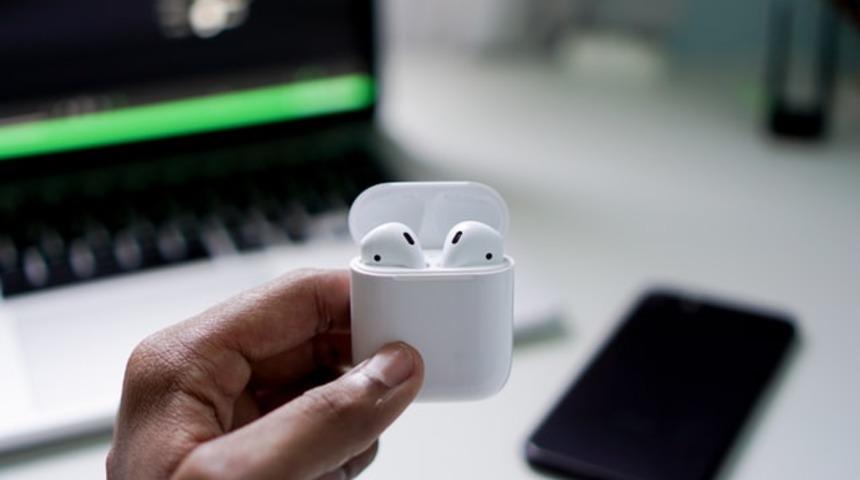 Apple AirPods 3 tasarımı ile bir kez daha sızıntıların arasında! Özellikleri nasıl olacak?