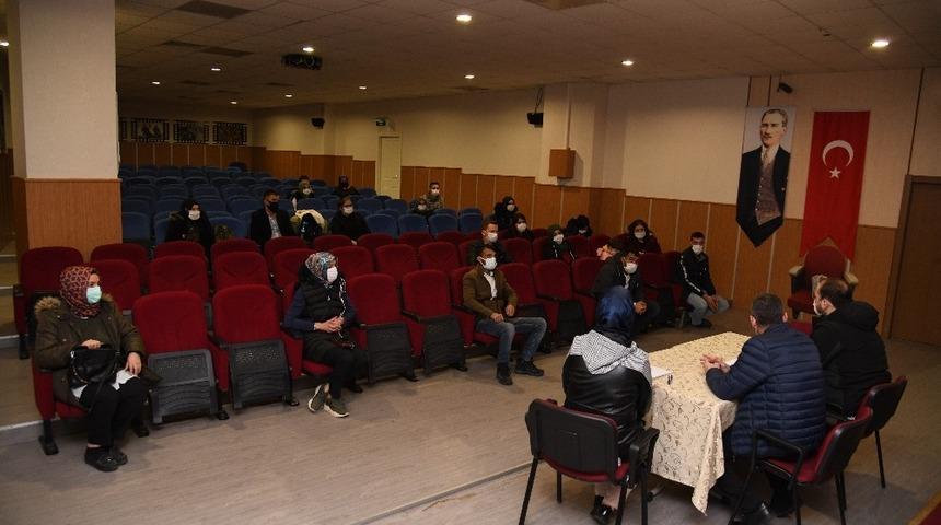 Pursaklar Belediyesi İstihdam Şefliği vatandaşlara iş kapısı aralıyor