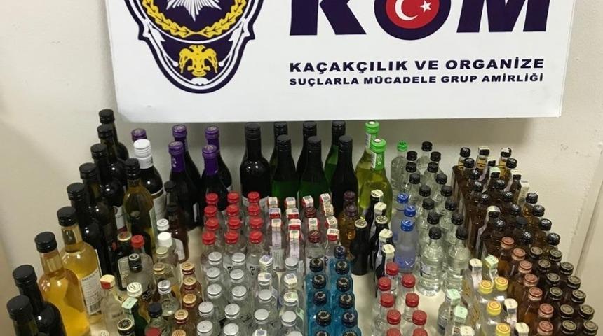 Büfeye kaçak içki baskını