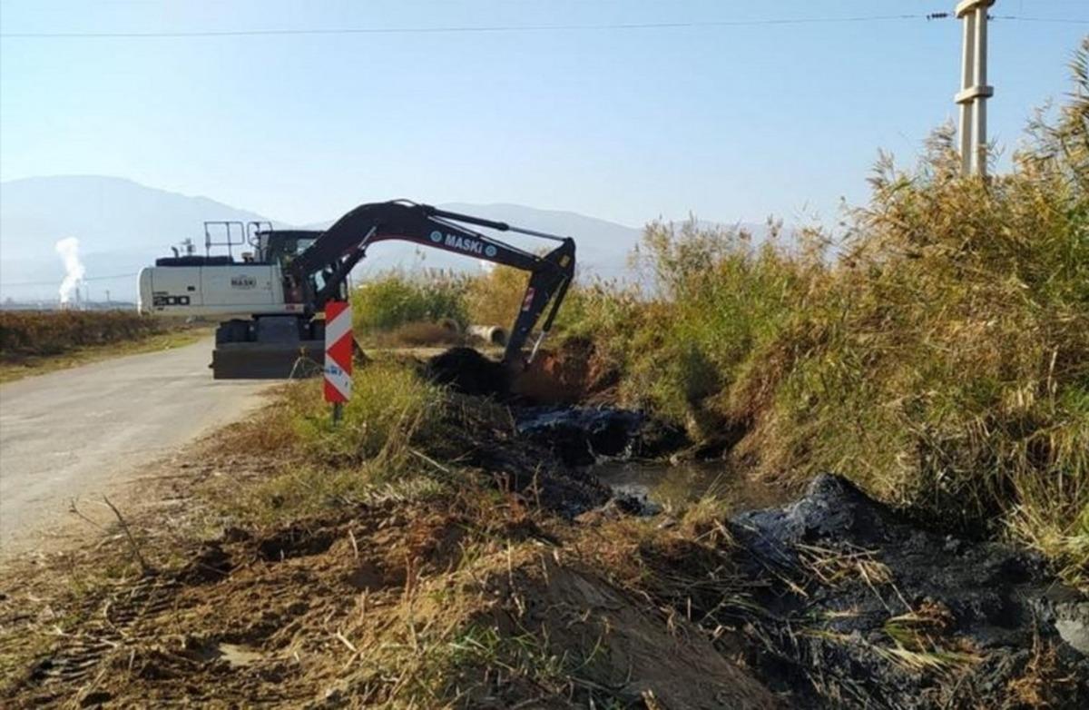 Alaşehir&rsquo;de dereler temizleniyor