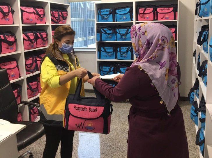 Van’da 2020’de 3 bin 200 anneye yeni doğan seti hediye edildi G5