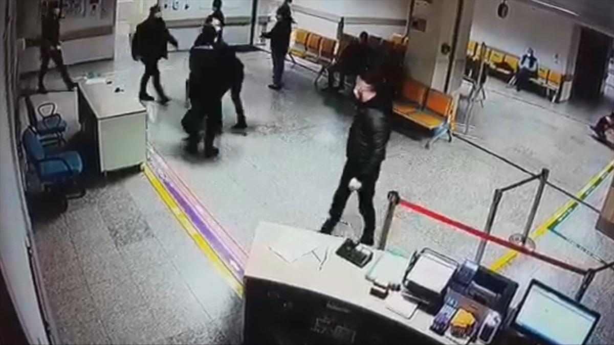 G&Uuml;NCELLEME - Samsun'da doktora bı&ccedil;aklı saldırı girişimi