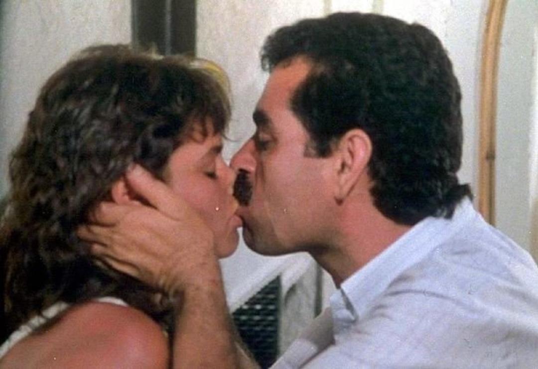 Bu &ouml;p&uuml;c&uuml;ğ&uuml; unutmak ne m&uuml;mk&uuml;n!