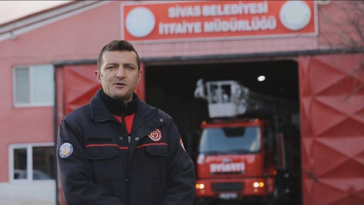 İtfaiye erleri, &ccedil;ektikleri kliple uyardı