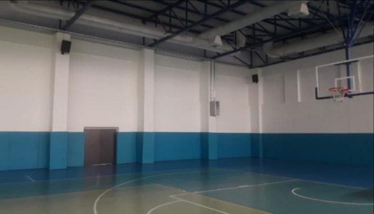 BAÜN’den Yasemin Adar’a jest G3