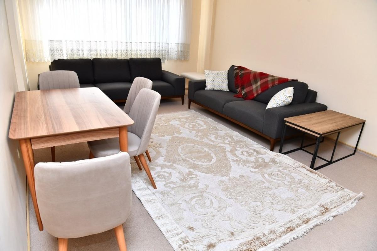 160 depremzede aile Uzundere konutlarına yerleşti