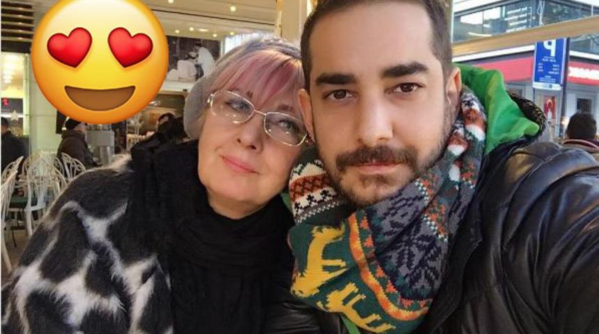 Muhteşem ikili: Enis Arıkan ve yanaklarını mıncırmak istediğimiz annesi Selma izleyenleri mest ediyor! 