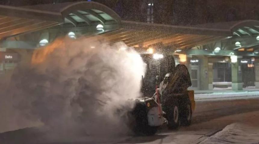 ABD'de kar fırtınası hayatı olumsuz etkiledi: 4 ölü