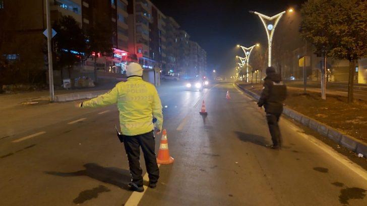 Bitlis’te kısıtlama ile birlikte sokaklar boş kaldı G2