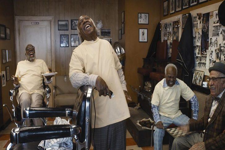 Kahkaha tufanına hazır olun! Eddie Murphy’li Coming 2 America’dan ilk kareler çok eğleneceğimizin garantisi gibi  G3