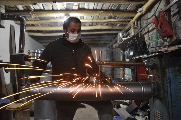 Yüksekovalı sobacılar zamana direniyor G2