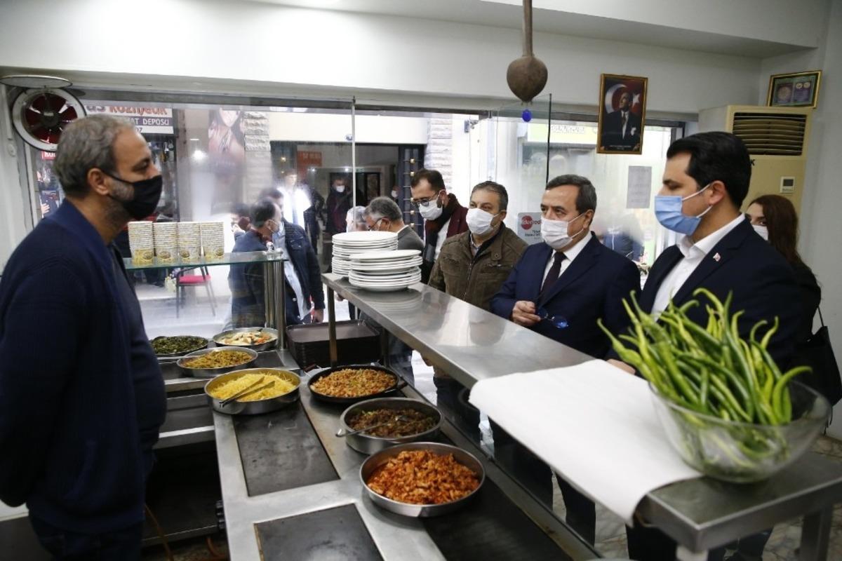 Başkan Batur&rsquo;dan esnafa &lsquo;yanınızdayız&rsquo; mesajı