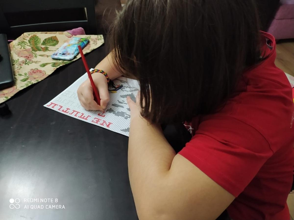 Melahat &Uuml;n&uuml;g&uuml;r&rsquo;den Her Ev Bir Okuldur projesi