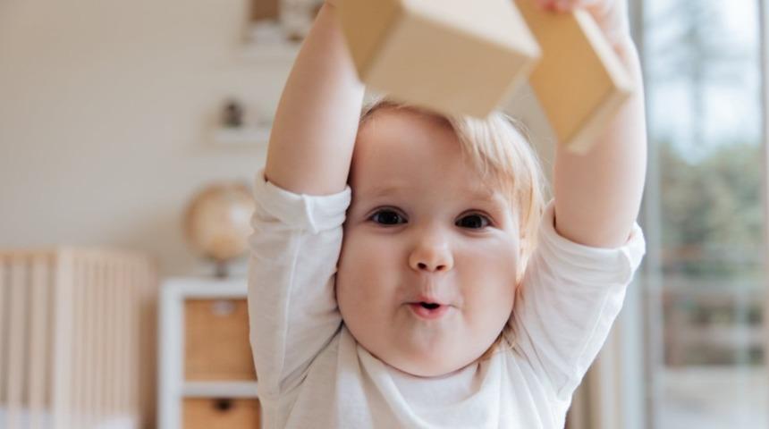 Bebeklerde hiperaktivite nedir?