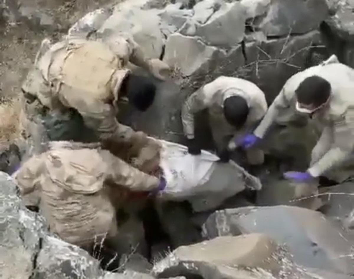 Baba katili &ccedil;ocuklar tutuklandı